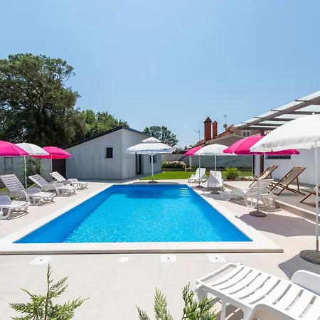 Nino With Shared Pool 4*